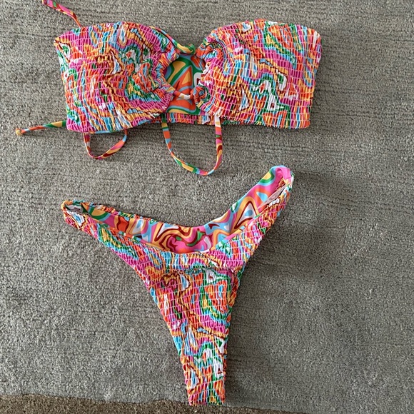 Colorful smocked bikini - Picture 1 of 2